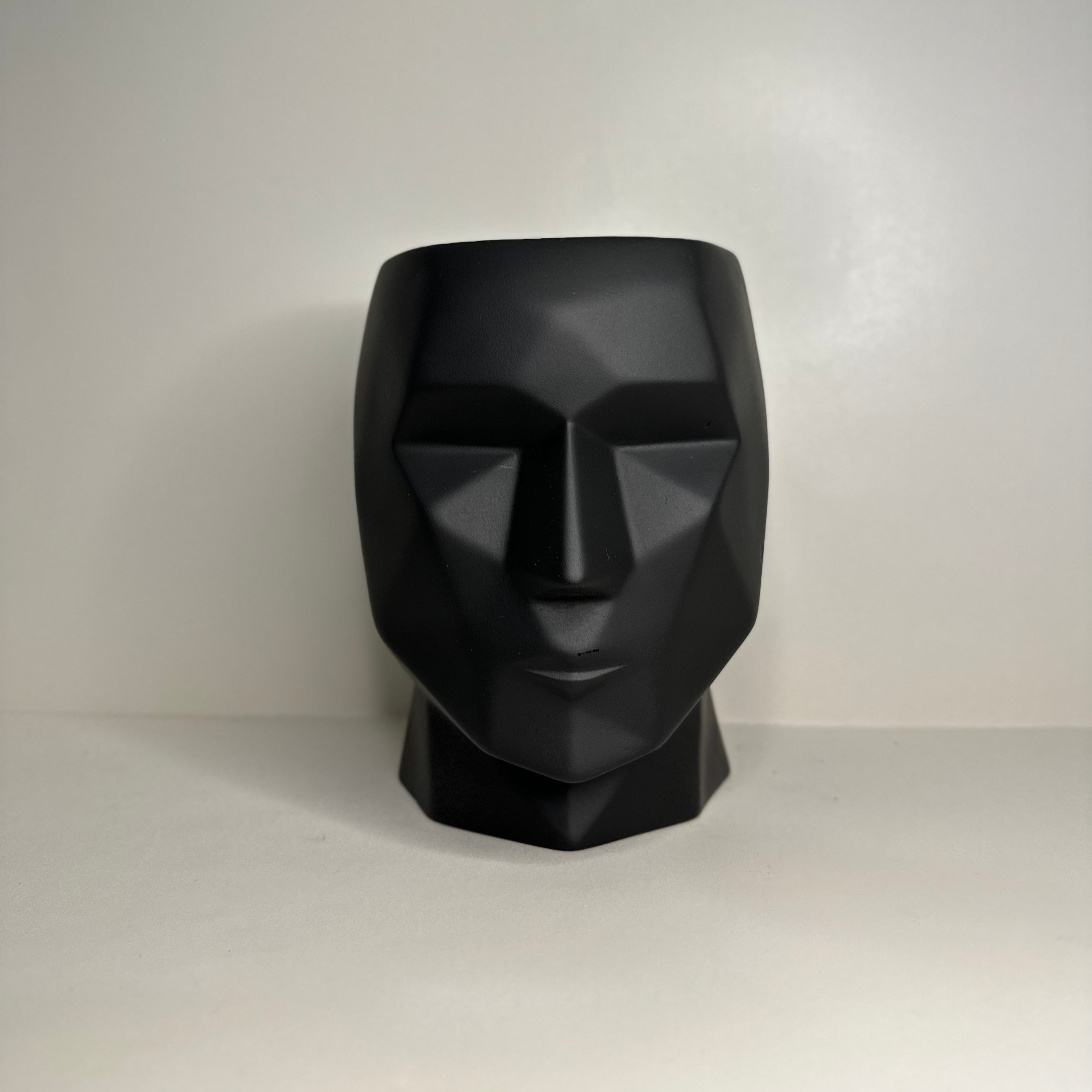 Alex Face Planter – Black