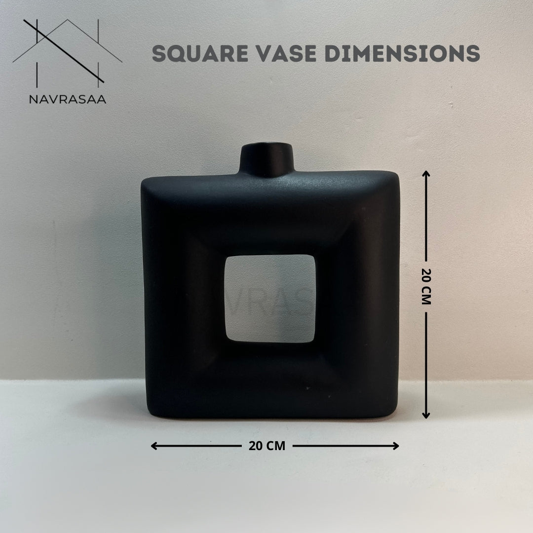 Square Vase – Black