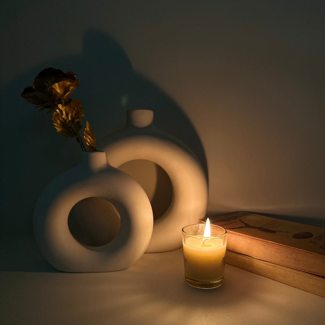 Donut Vase – White (Set of 2)